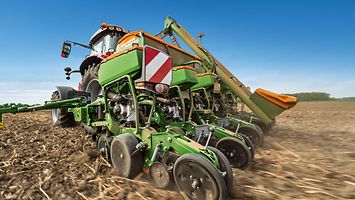 Precea4500-2C_MasseyFerguson_d0_kw_P4245858_d1_190815